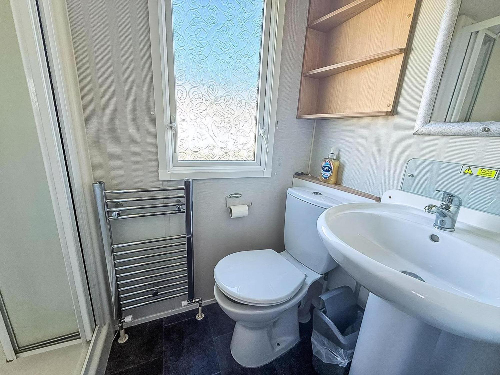 Lovely 8 Berth Caravan Nearby Scratby Beach In Norfolk Ref 50021F Great Yarmouth Exterior foto